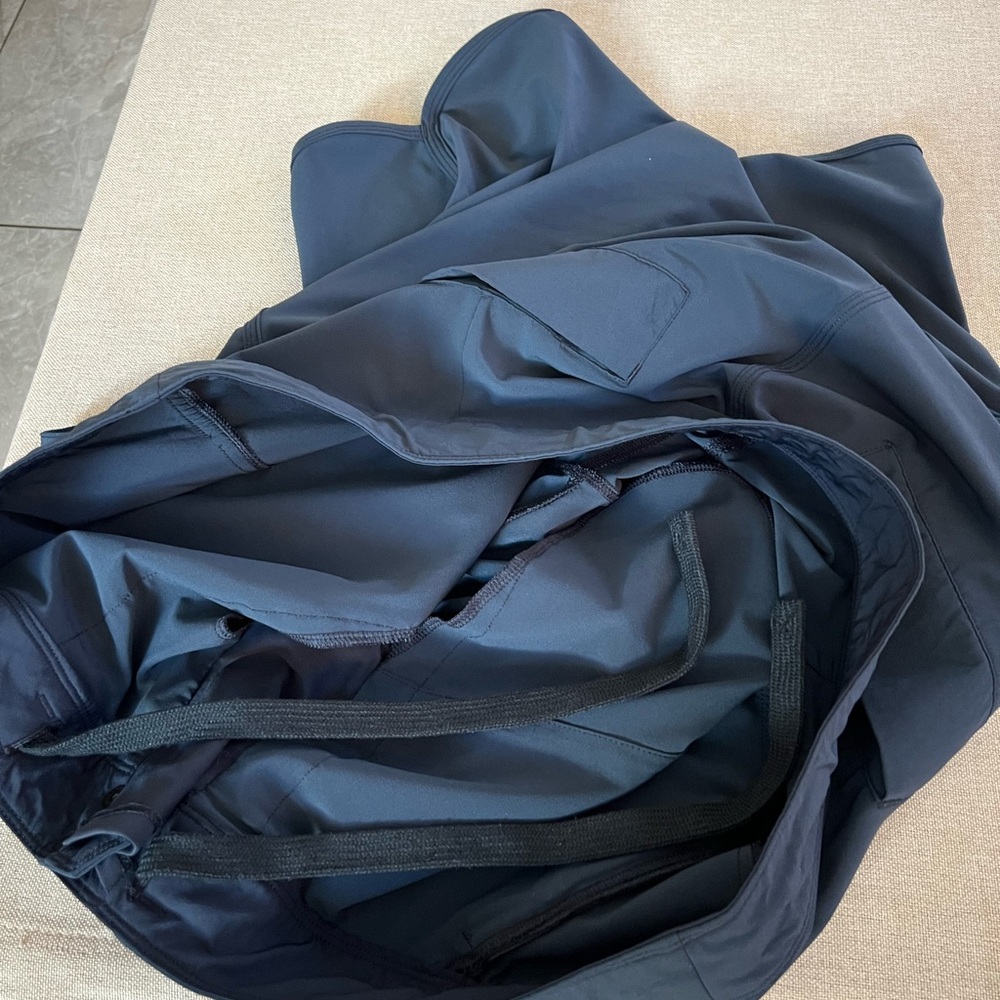 Lululemon Short - Picture 6 of 6
